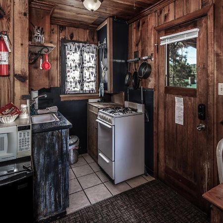 Apache Village 4, King Studio, Midtown, Sleeps 2 Ruidoso Exterior foto