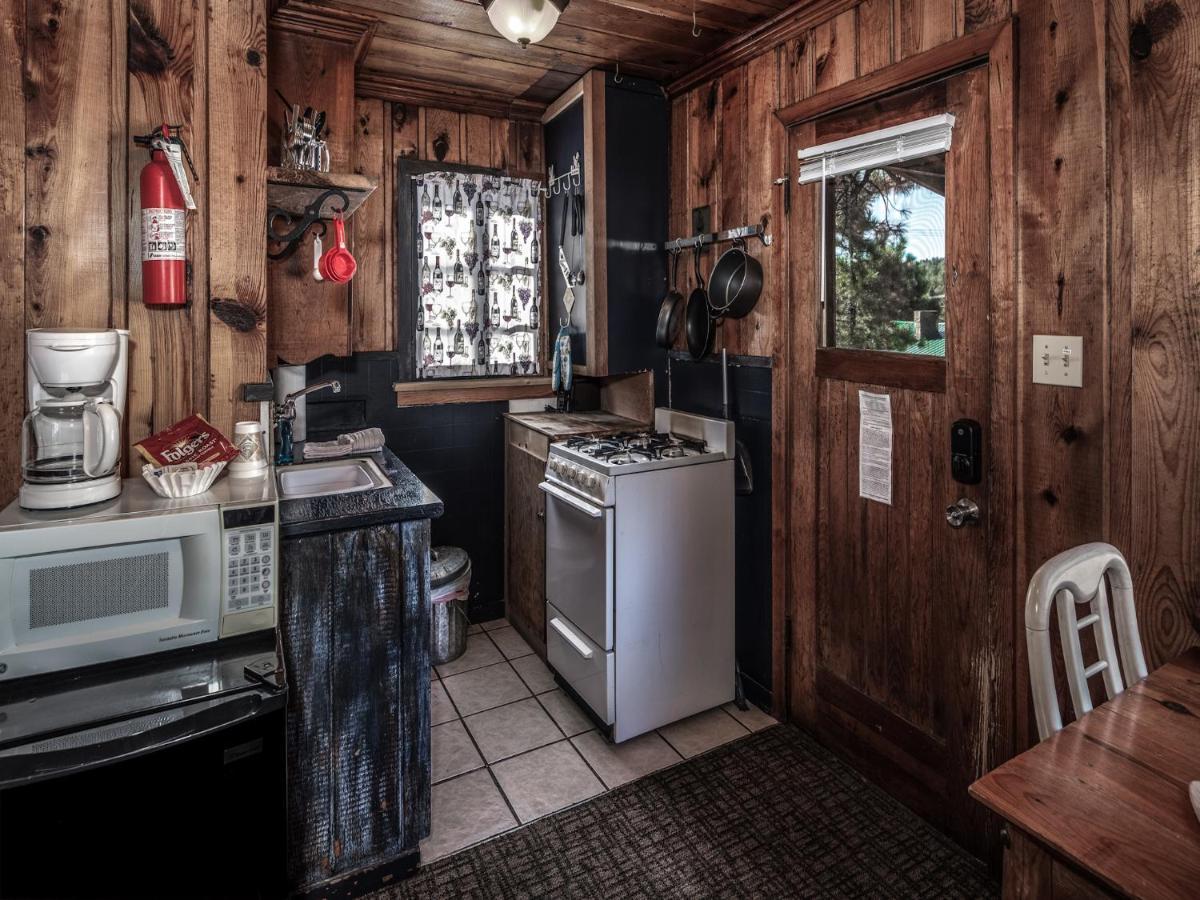 Apache Village 4, King Studio, Midtown, Sleeps 2 Ruidoso Exterior foto